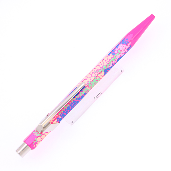 ボールペン カランダッシュ スイス 海外 ネオンピンク 限定 新品)CARAN d'ACHE カランダッシュ ボールペン スペシャルエディション