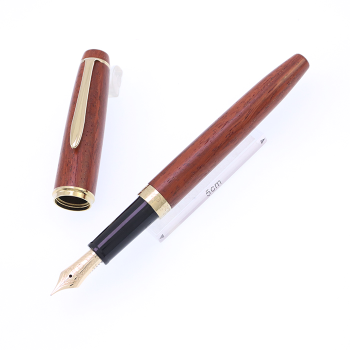 中古)SAILOR セーラー 万年筆 世界の銘木シリーズ 花梨 中古)SAILOR セーラー 万年筆 世界の銘木シリーズ 花梨