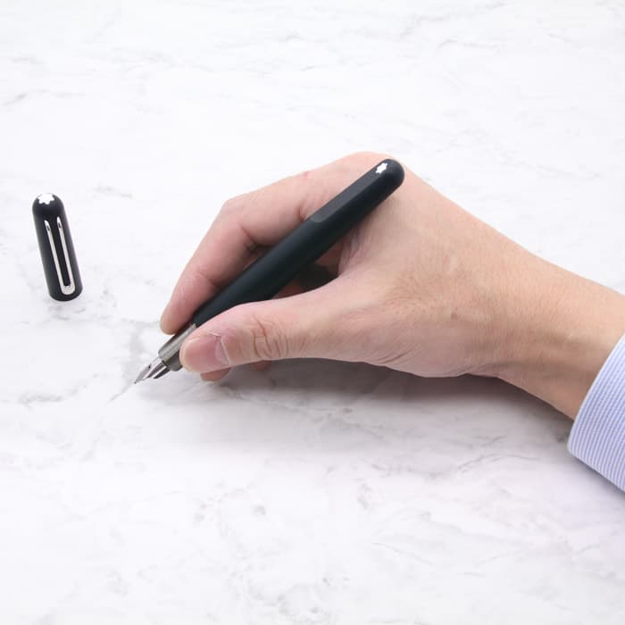 中古)MONTBLANC モンブラン 万年筆 モンブランM マーク・ニューソン