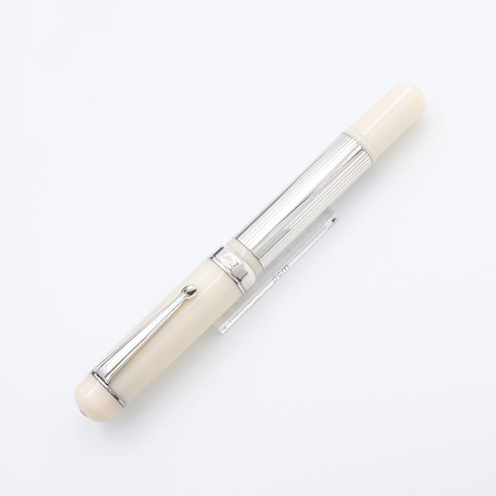 ❁⃘*.゜ デルタ 万年筆 ビンテージコレクション インベルノ used美品 中古)DELTA デルタ 万年筆 ビンテージコレクション ピンク M（商品ID