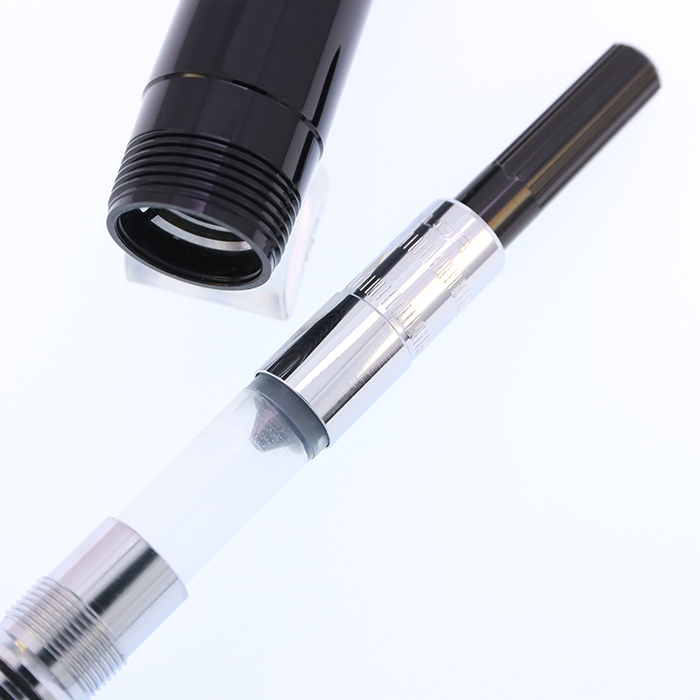 【美品】セーラー万年筆 長刀研ぎ シルバートリム 中字（M） 中古)SAILOR セーラー 万年筆 長刀研ぎ シルバートリム 中字 (旧型