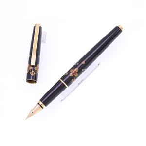 PILOT パイロット 万年筆 新社屋落成記念 平蒔絵 宝相華 中字 メイン