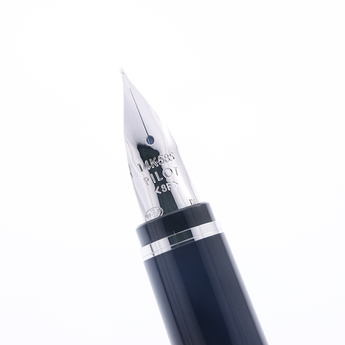 パイロット万年筆 エラボー レッド 中古美品 詳細ページ | 万年筆 ボールペンなど高級筆記具の販売・買取