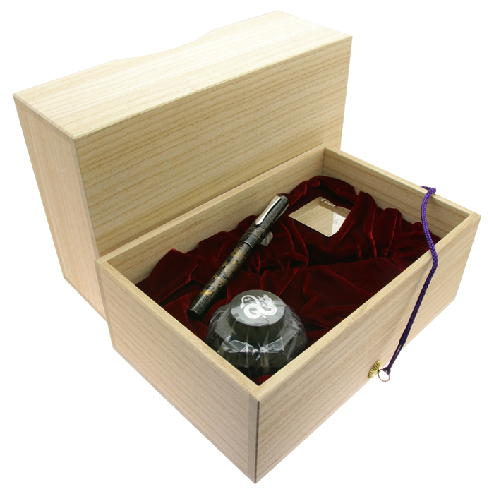 極希少 未使用 昭和15年 外箱付◆パイロット『並木製作所』インク瓶3本 「赤」 詳細ページ | 万年筆 ボールペンなど高級筆記具の販売・買取